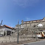 FLH Porto Balcony Apartment